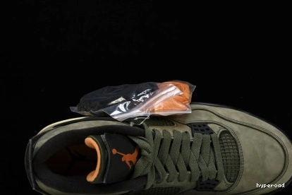 Hyperoad GREEN AIR RETRO JORDAN 4 1123